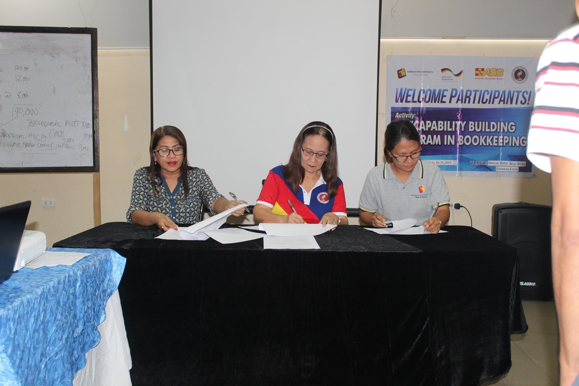 EVSU Tanauan Campus MOA Signing with Foundation These